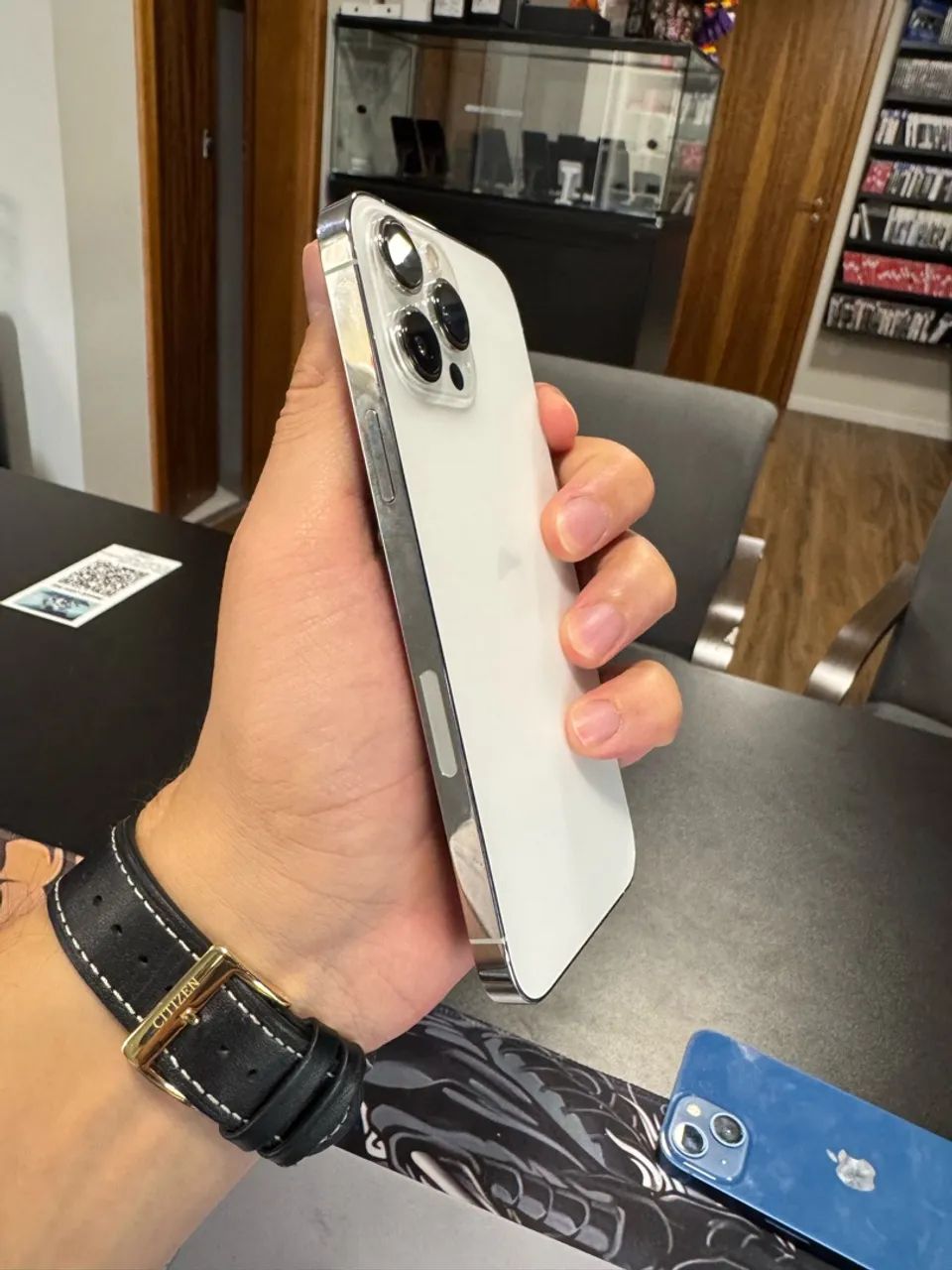 iPhone 13 Pro Max - Foto 2