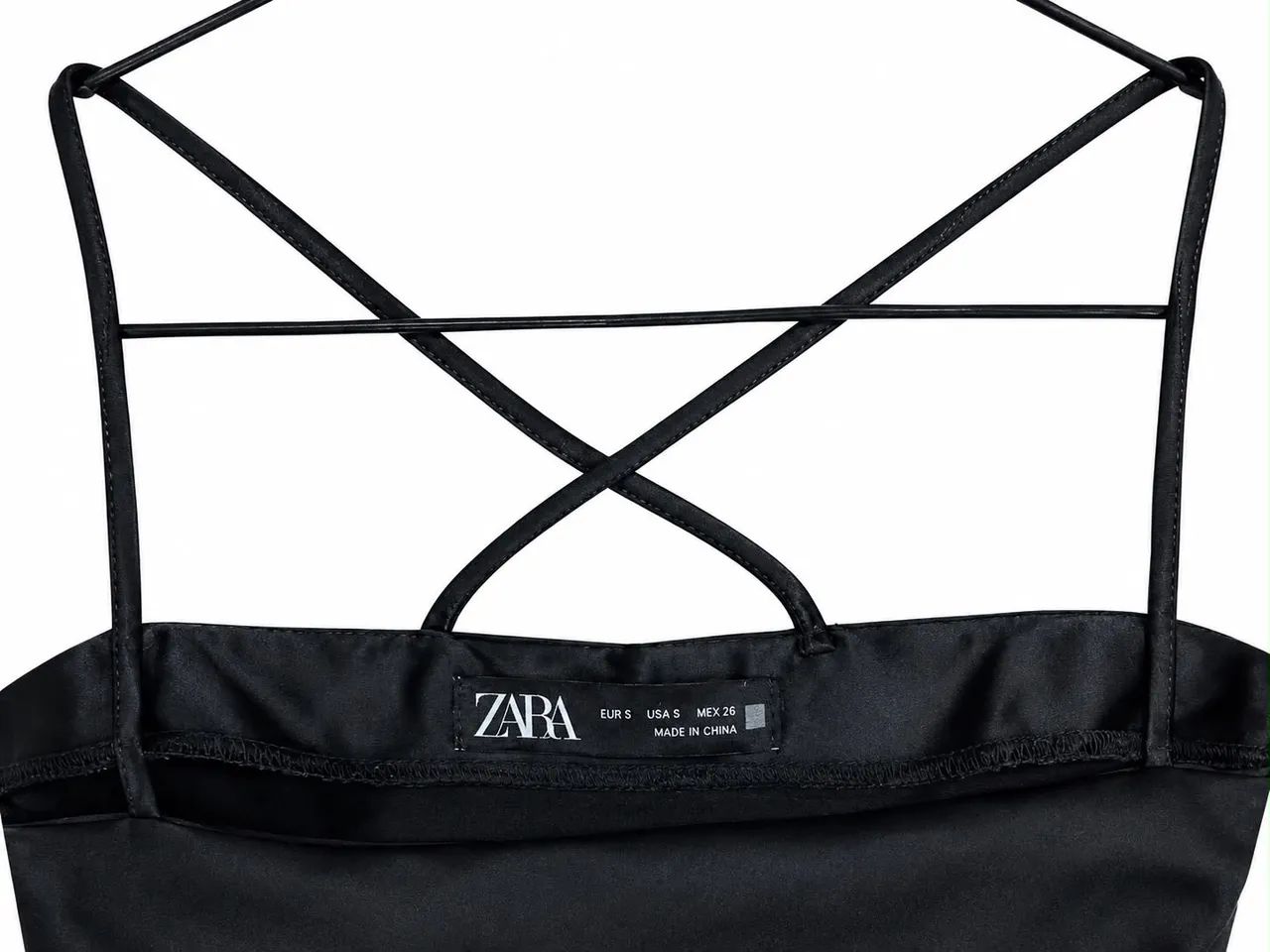 Vestido de cetim Zara  - Foto 3