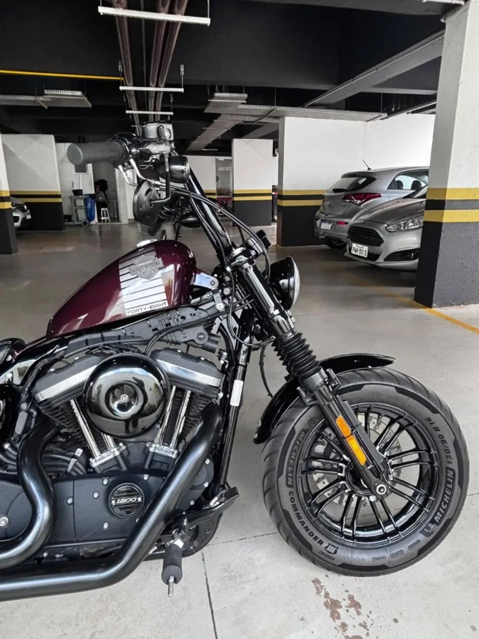 Sportster 1200 Custom Xl1200c 2018 - 1533342732 | OLX