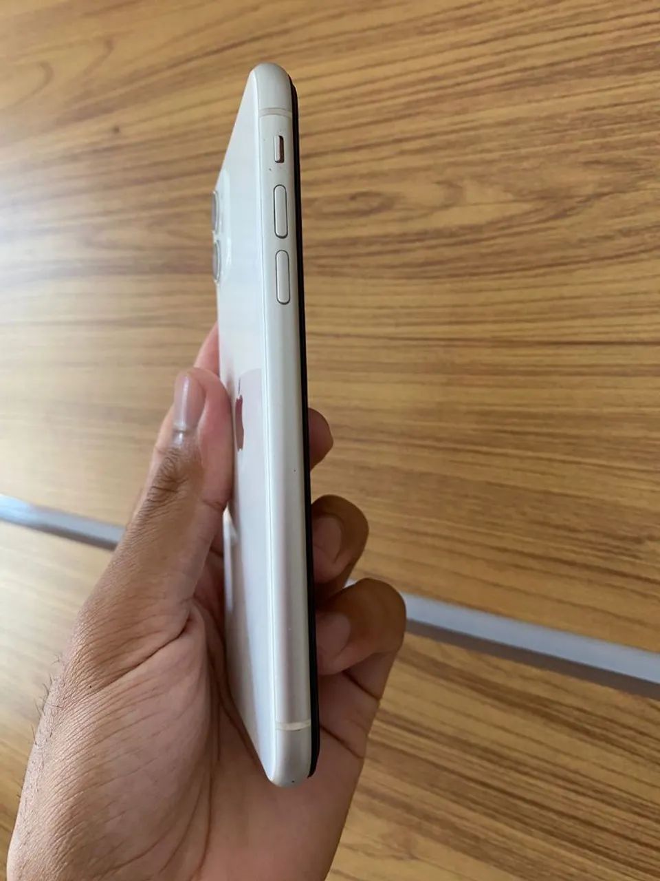 iPhone 11 64GB Seminovo Impecável - Celulares e Smartphones