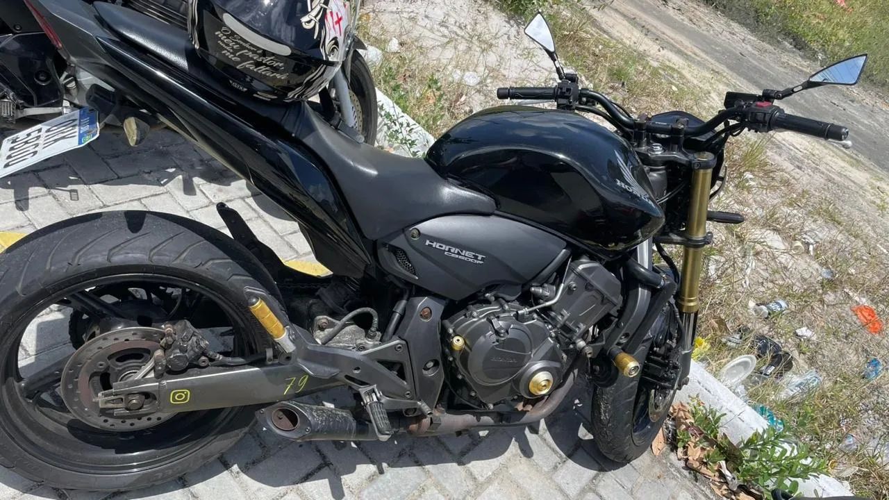 Vende- se Hornet 2013  Oportunidade !!!! - Foto 4