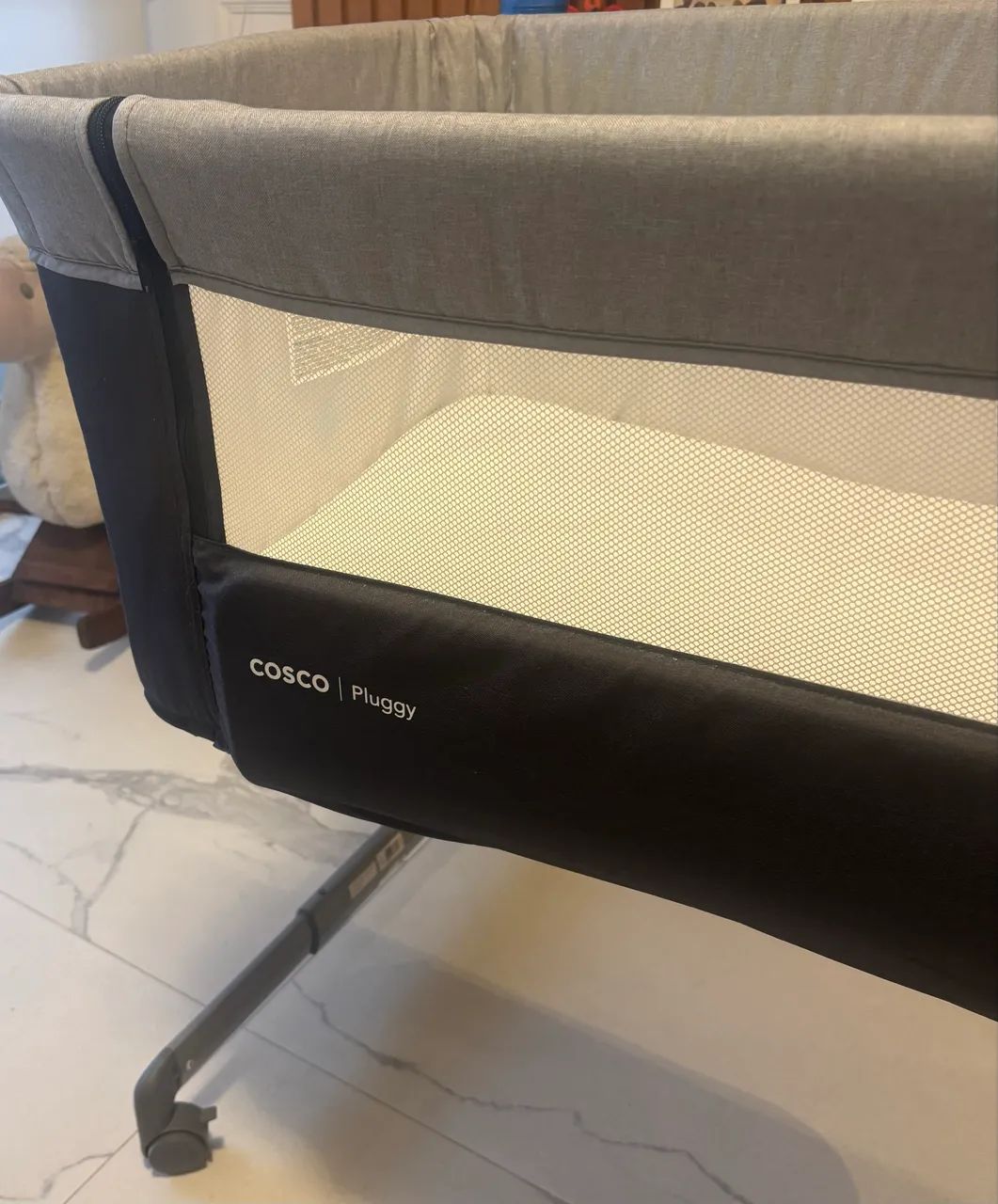 Vendo berço co bed Cosco Portátil Pluggy - Foto 4