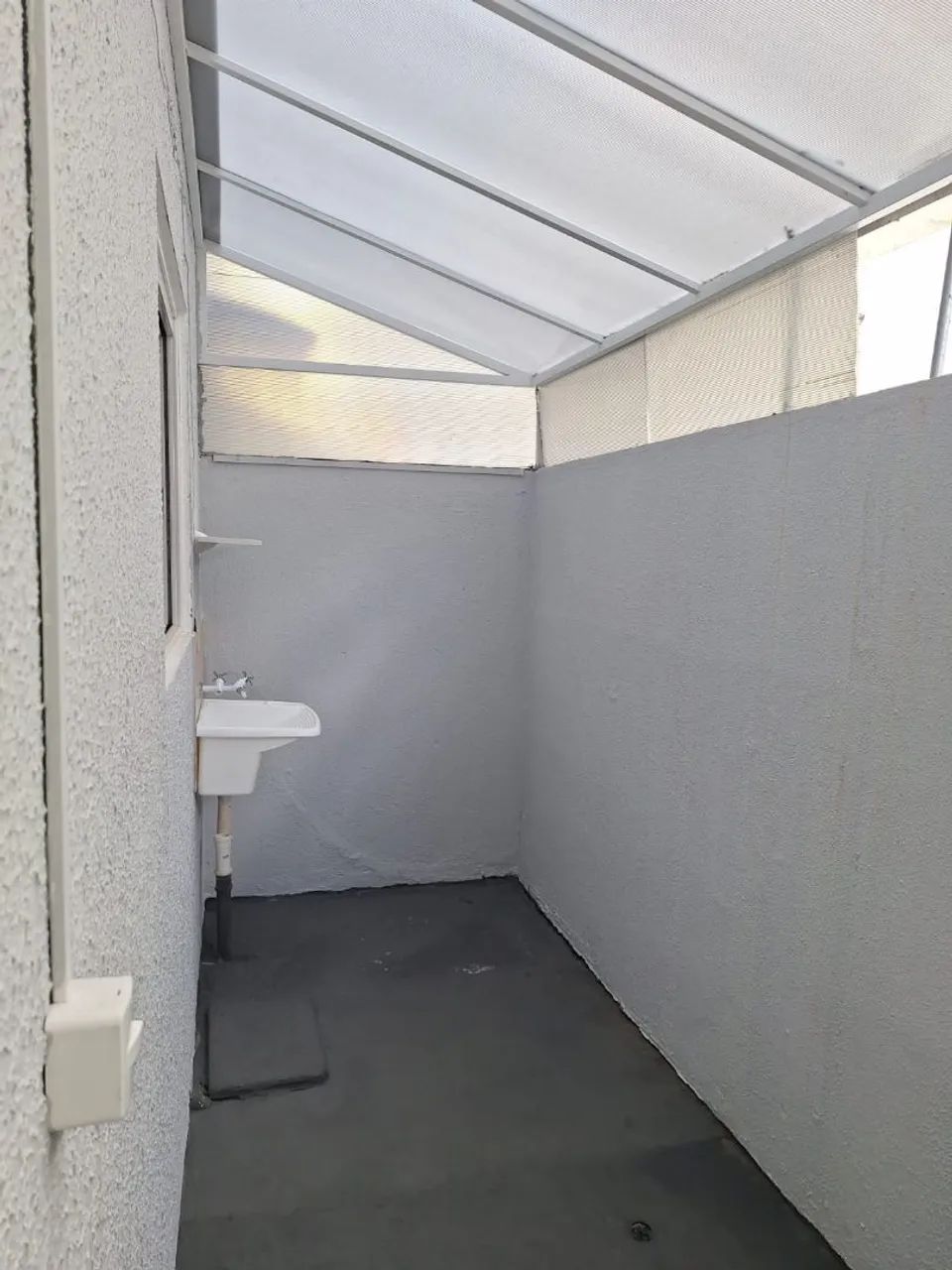 Sobrado Geminado, no Início do Itinga.  - Foto 5