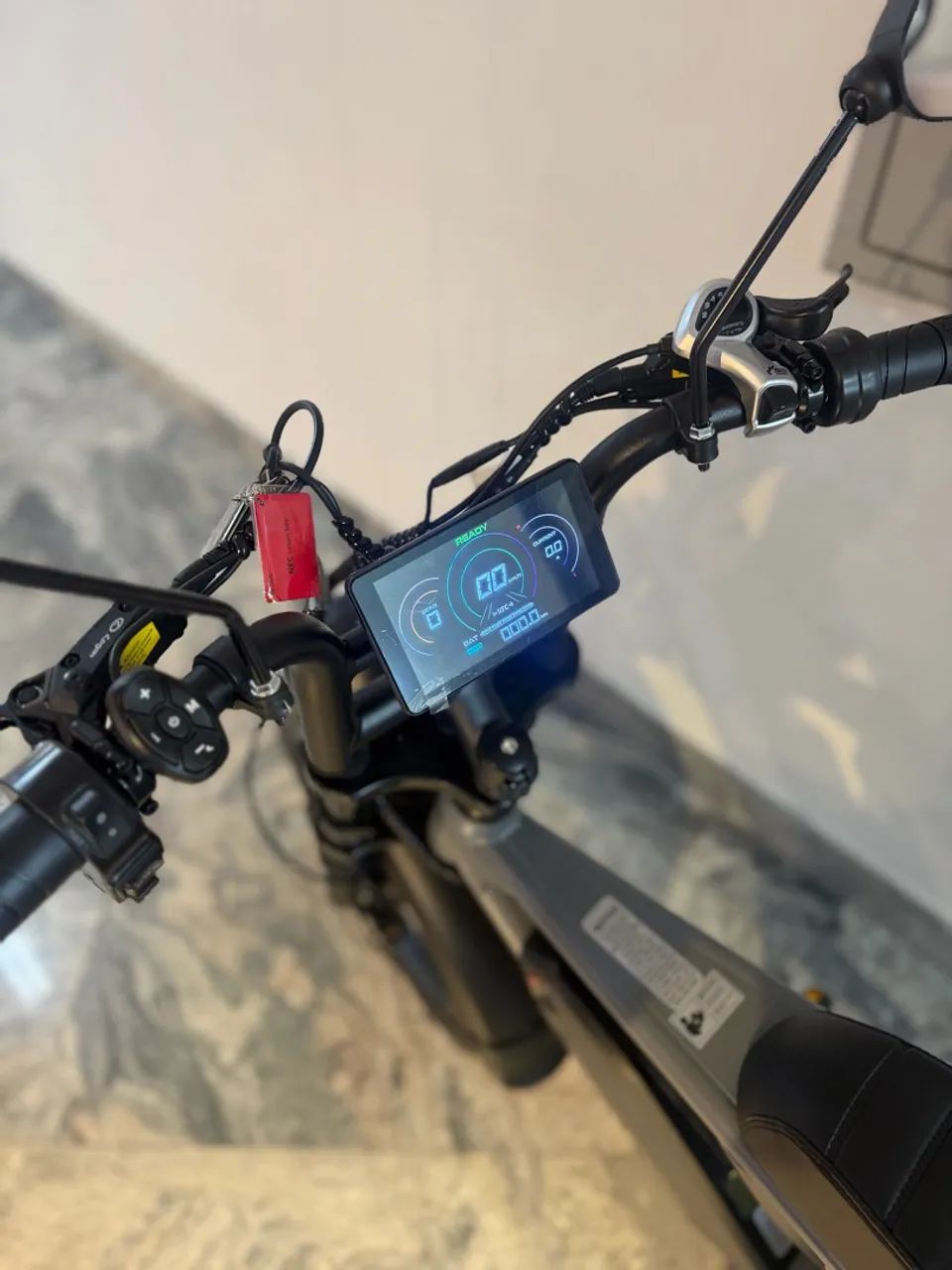 Bicicleta elétrica v29  - Foto 3