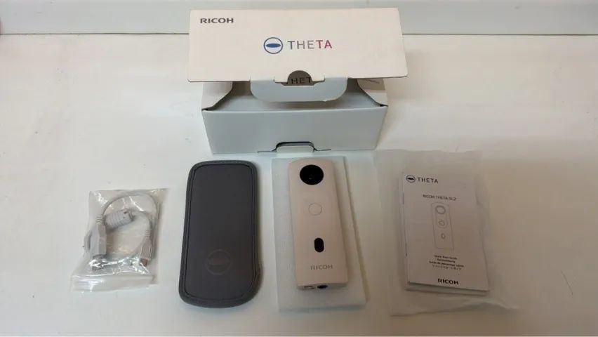 Câmera 360° Ricoh THETA SC2 4K Branca - Câmeras e Filmadoras