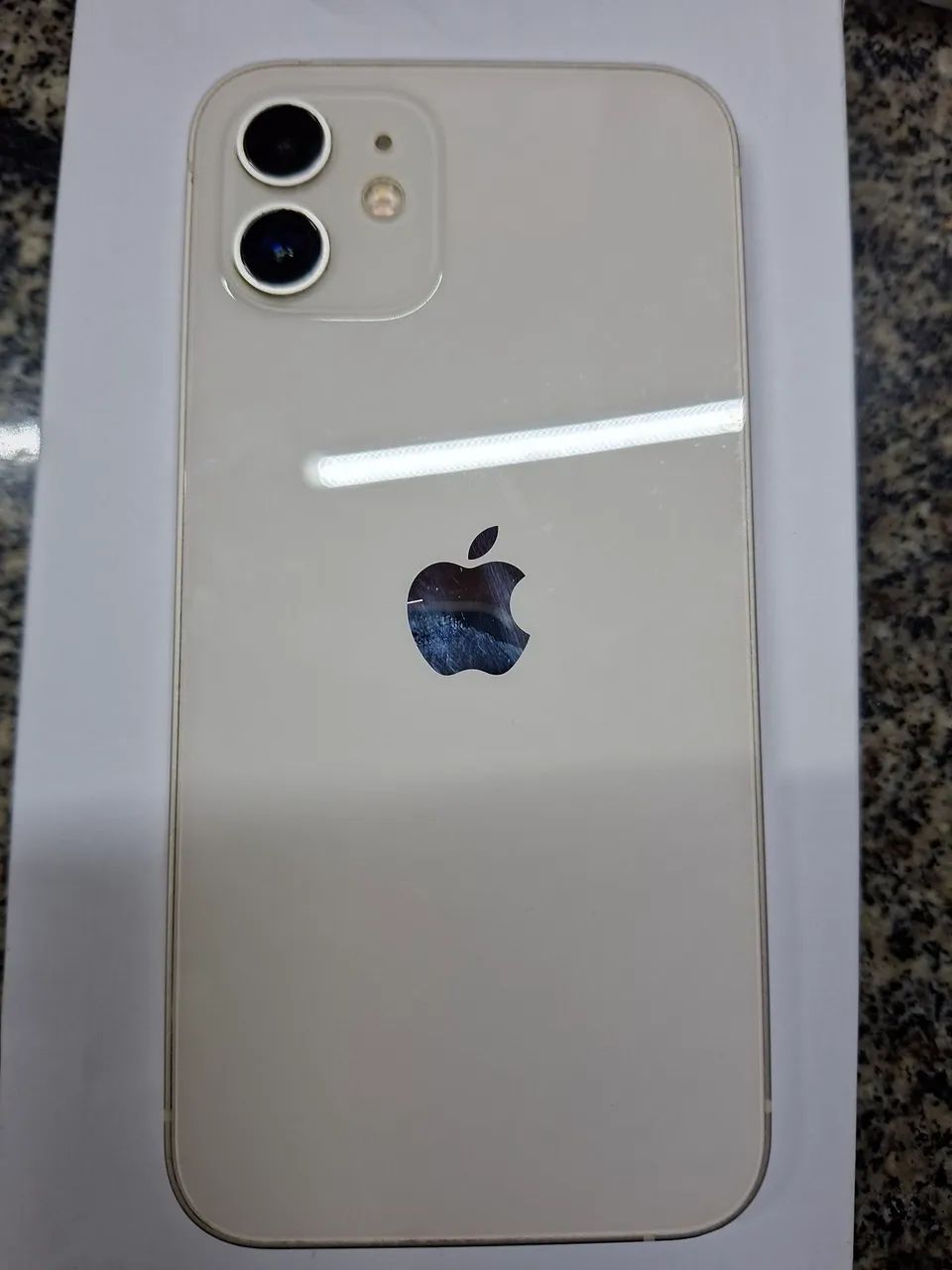 Iphone 12 impecável 