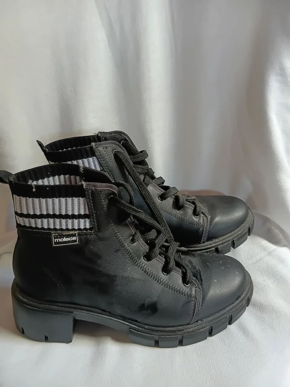 Bota MOLECA   - Foto 2