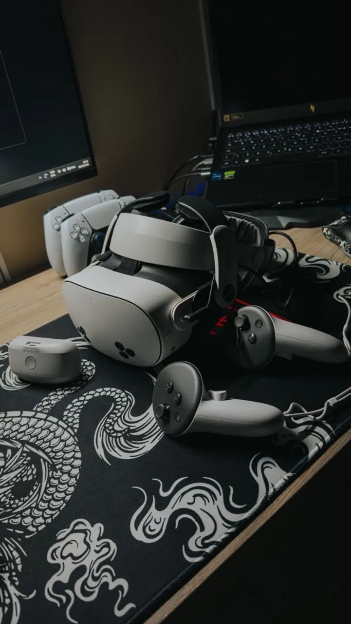 Meta Quest 3S + BOBOVR M3 Pro