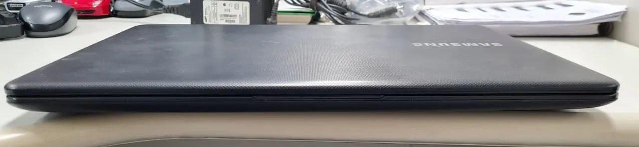Notebook Samsung 300E - Foto 3