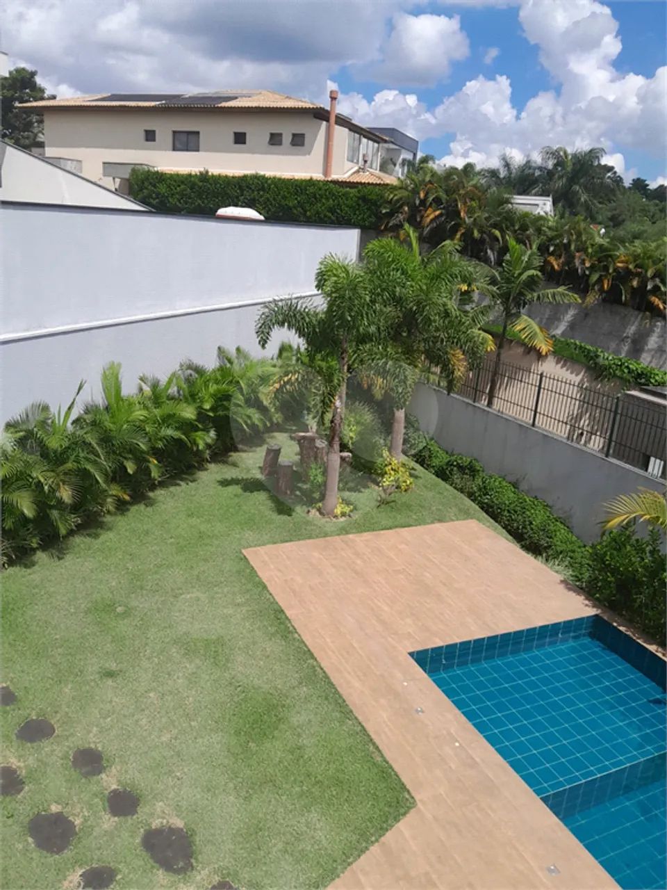 vende ou aluga, linda casa com 3 suítes, km 26 da Rodovia Raposo Tavares Granja Viana