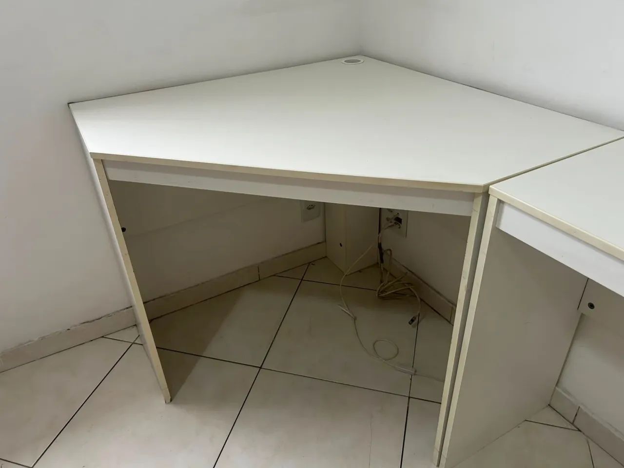Mesa de escritório com led - Foto 4
