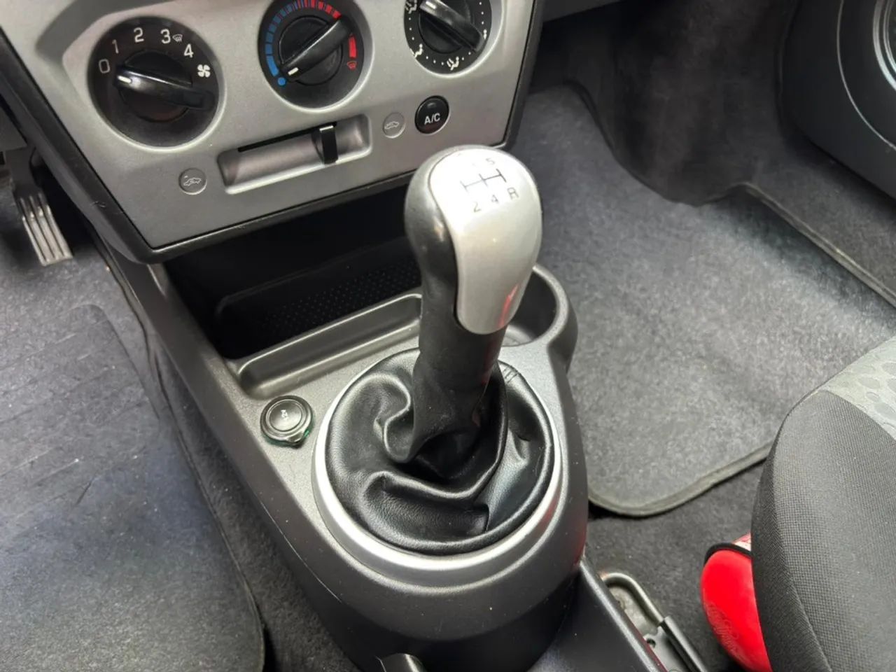 Ford Fiesta 1.6 8V Flex/class 1.6 8V Flex 5P 2011 - Foto 8