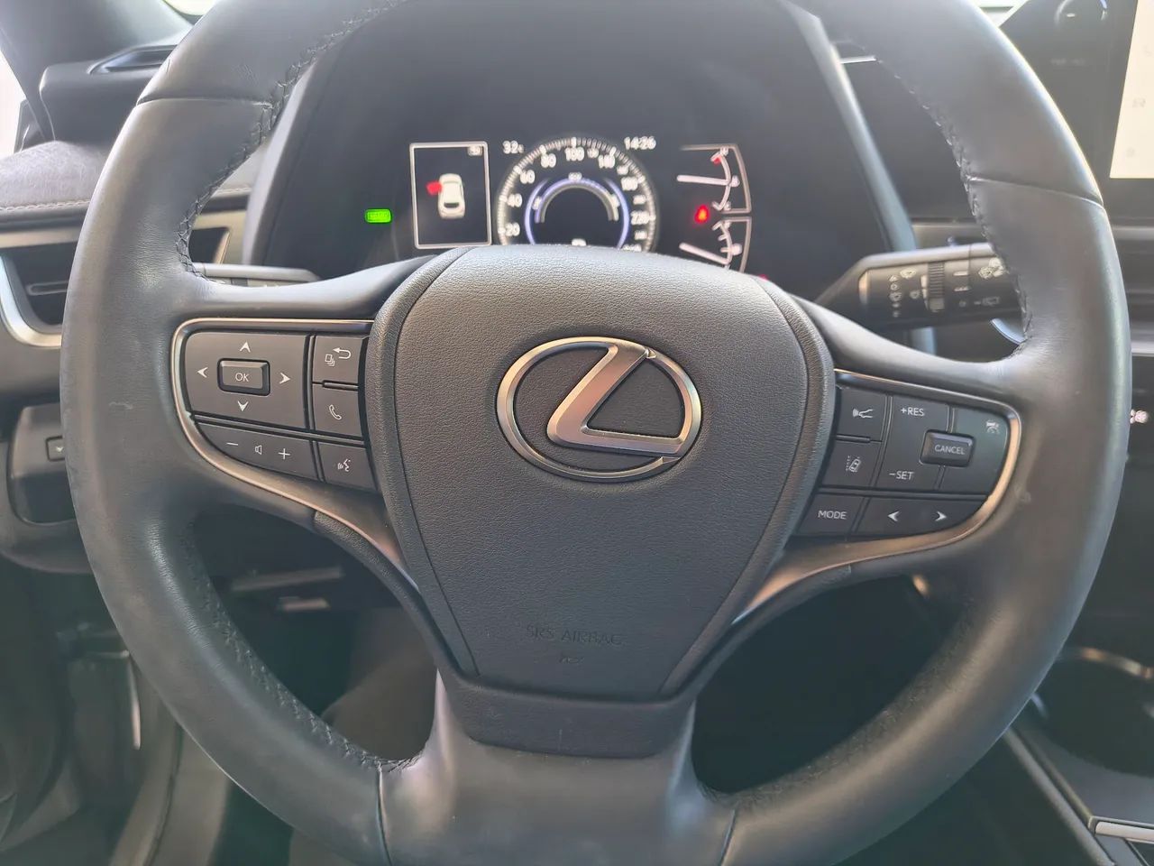 Lexus UX-250h Dynamic 2.0 16V Aut.(hybrid), foto 3 de 16