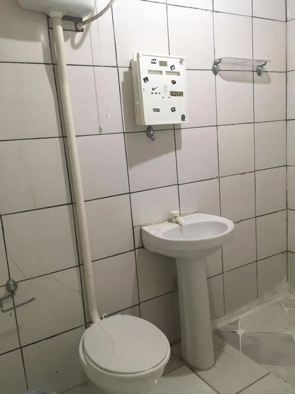 Alugo quarto fundos para 1 pessoa só - Foto 3