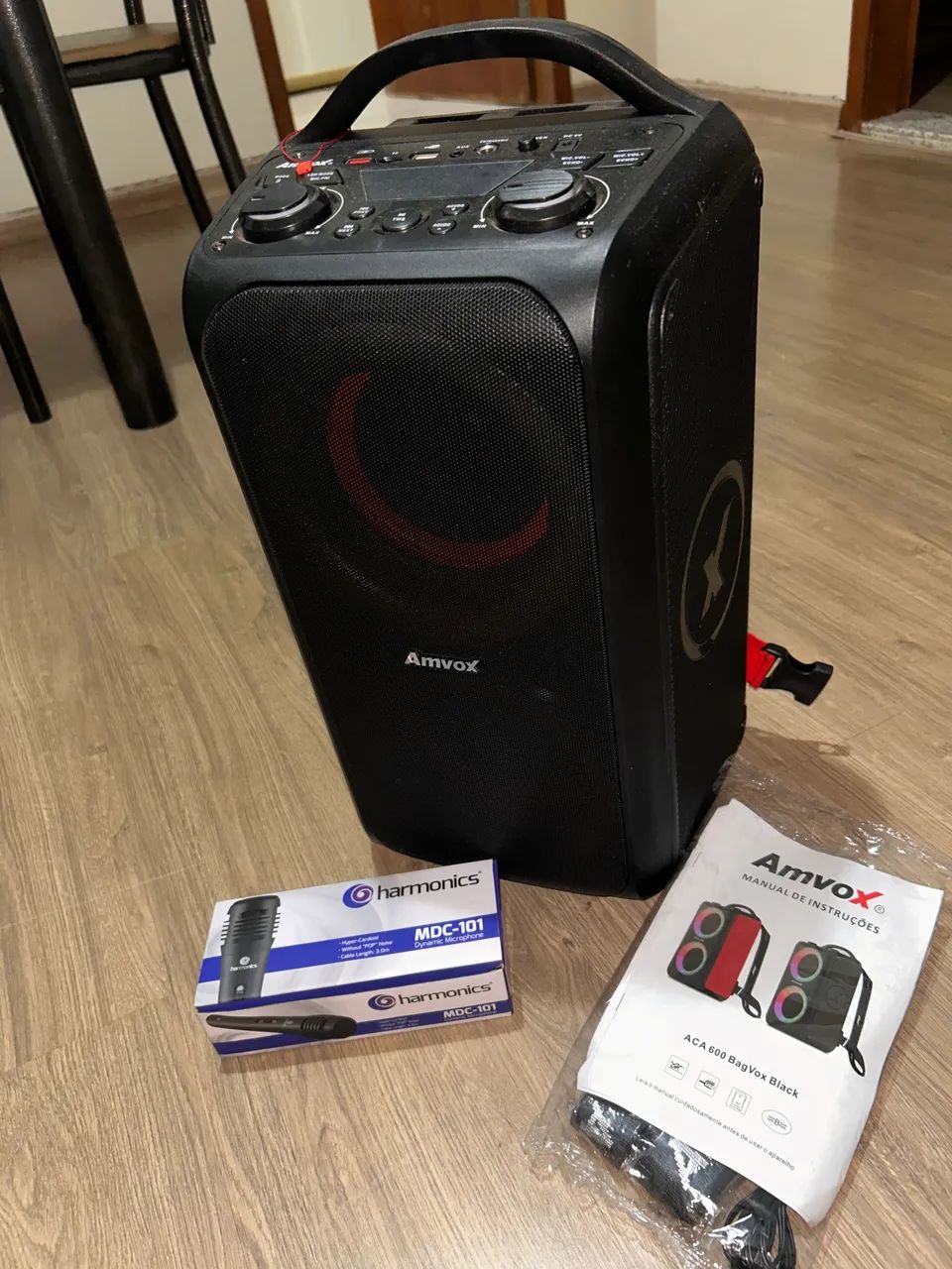 Caixa de Som Amvox 600 com microfone e alça - Foto 2