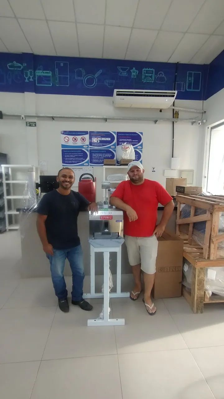 DIVISORA DE PÃO PEDESTAL 30 UNIDS G.PANIZ  - Foto 3