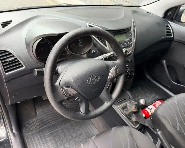 Hyundai HB20 Comf./C.Plus/C.Style 1.0 Flex 12V, foto 10 de 14
