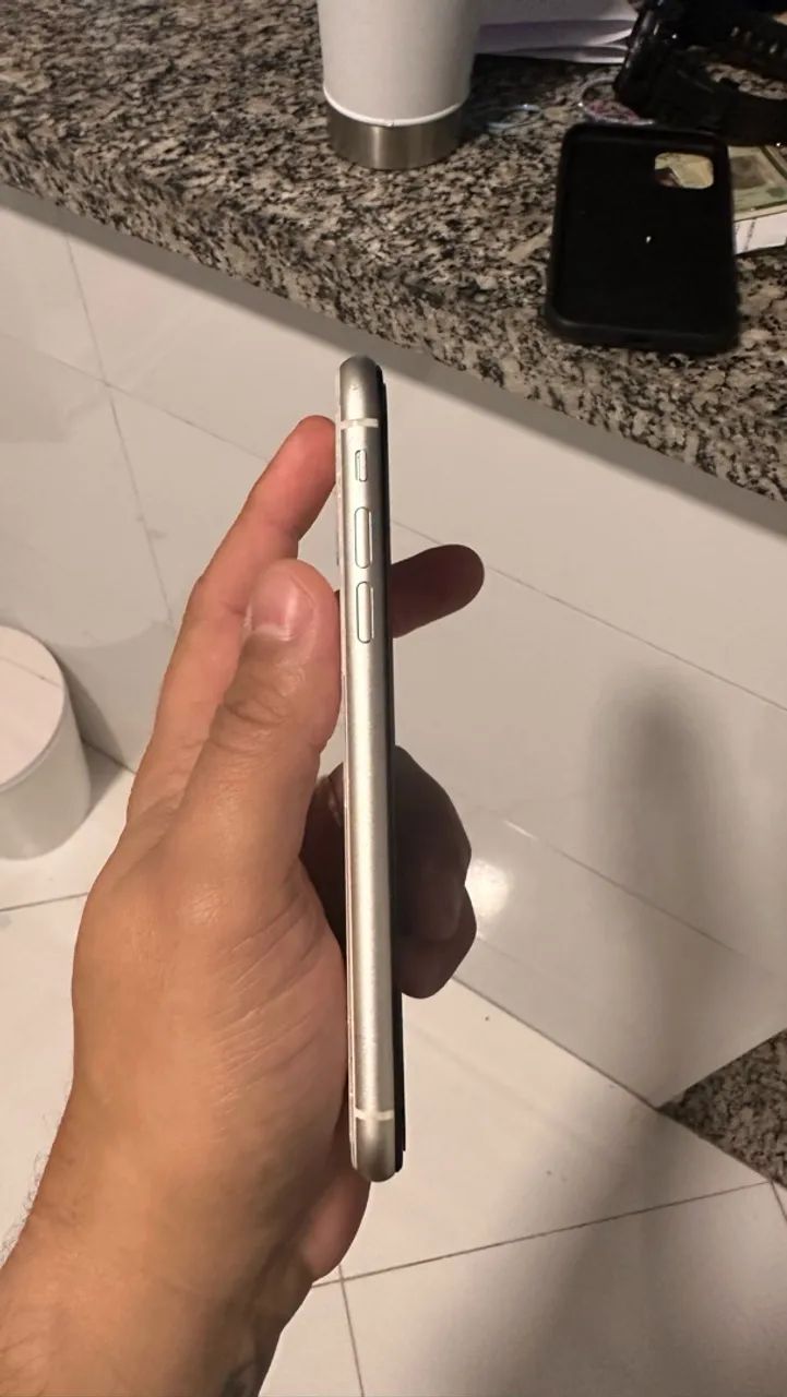 iPhone 11. 128 gigas (LEIA O ANÚNCIO ) - Foto 2