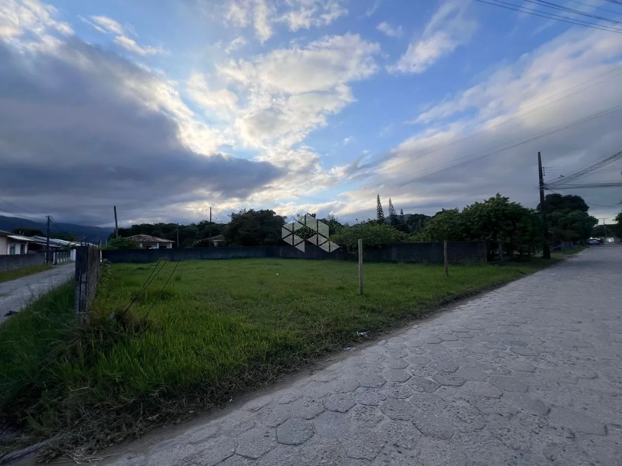 Terreno na Passagem do Maciambu, bem localizado e próximo à praia - Foto 3
