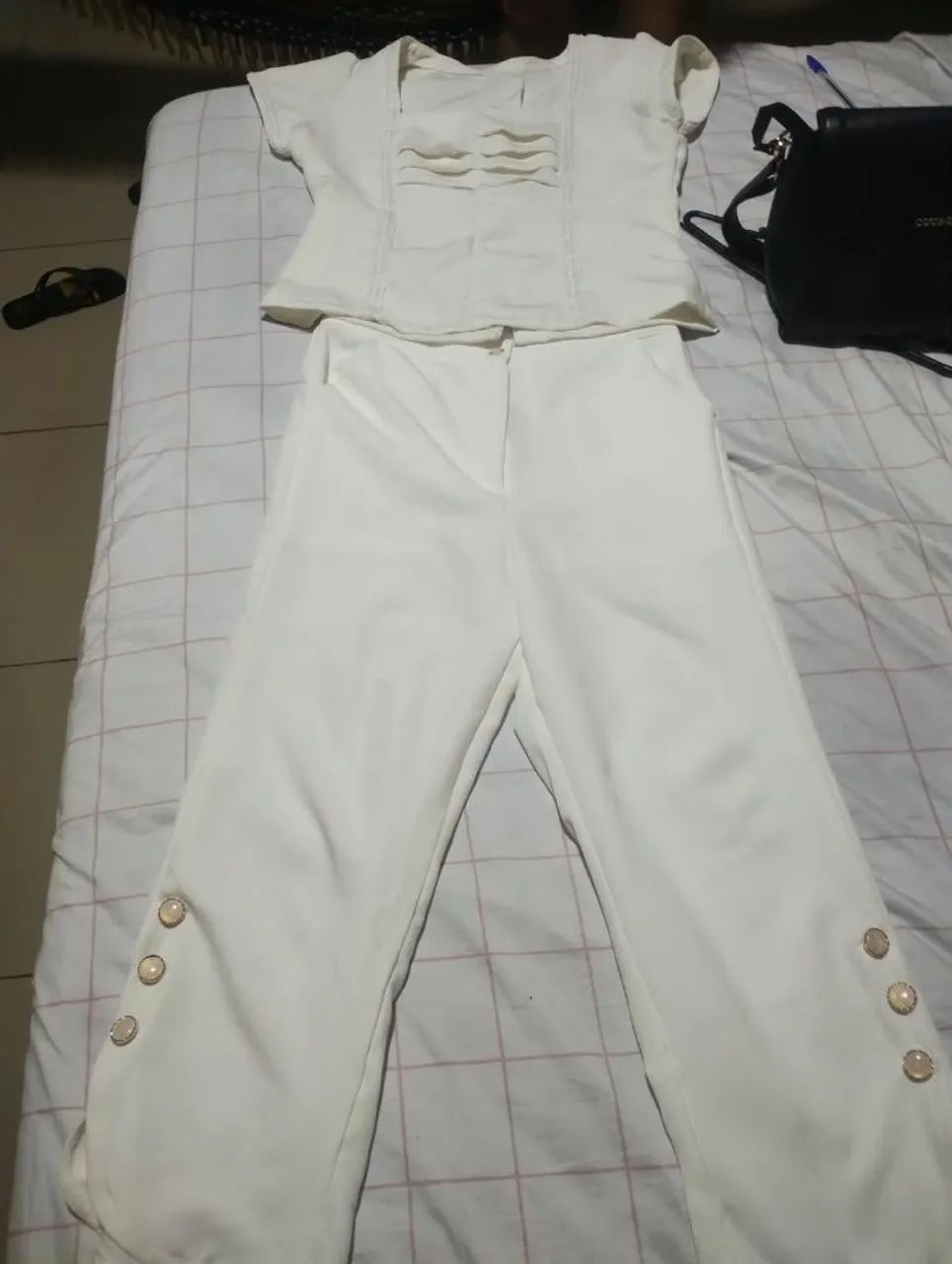Vende-se calça sem uso