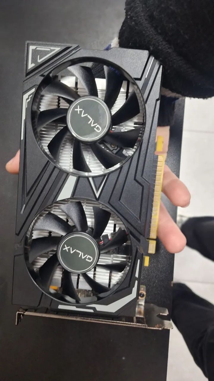 Placa de video gtx1650 4gb com defeito - Foto 2
