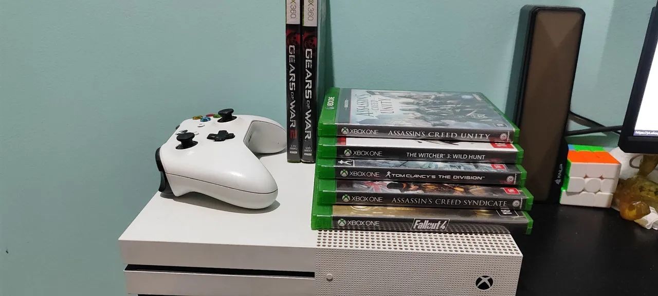 Xbox One S - 1TB