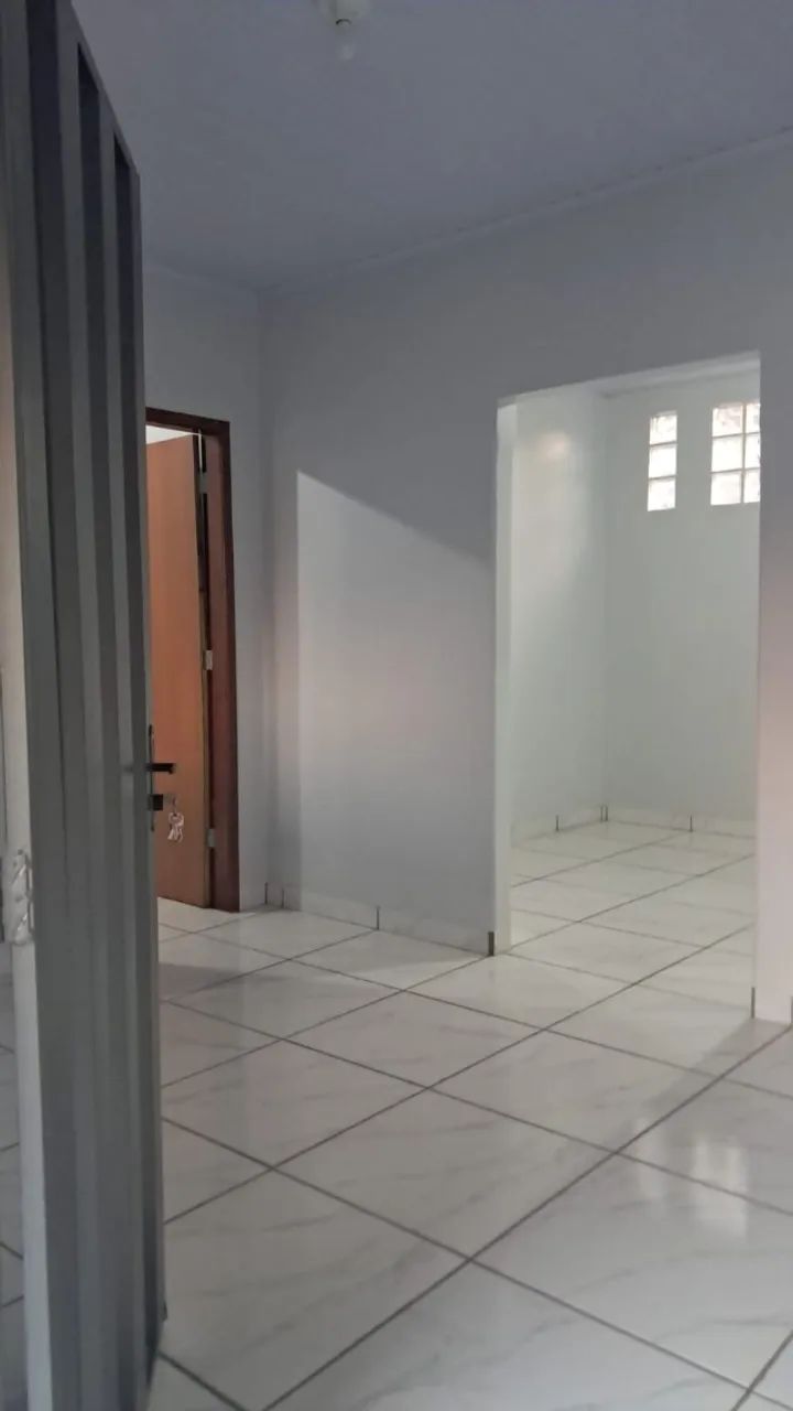 Alugo: casa no centro com 3 quartos - Foto 4