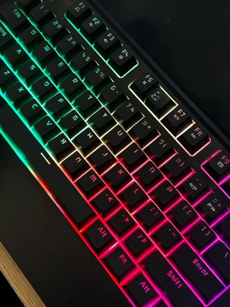 TECLADO RAZER BLACKWIDOW TOURNAMENT CHROMA - Periféricos e