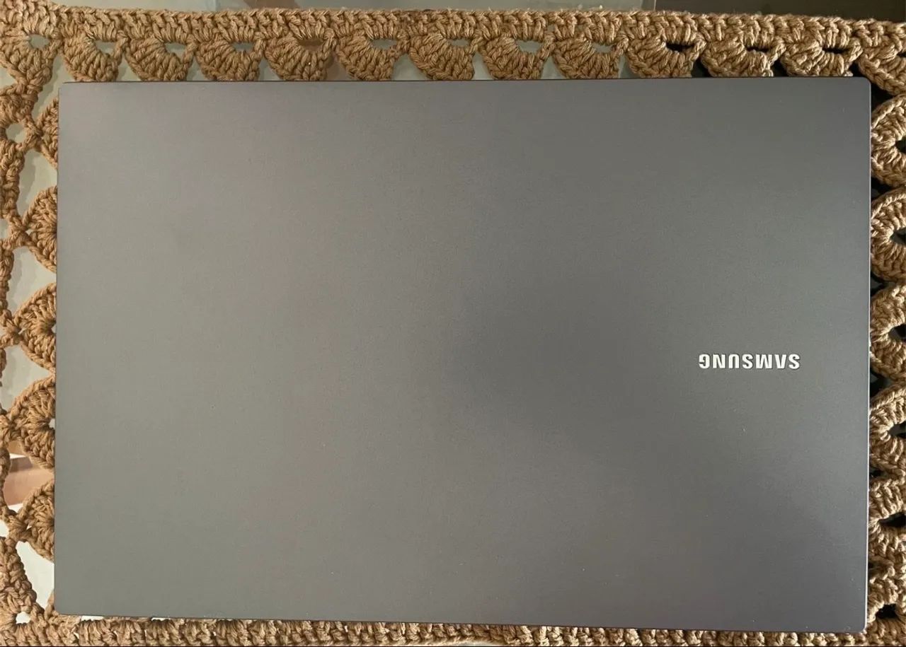 Vendo Notebook Samsung book NP550XDA-K01BR - Foto 2