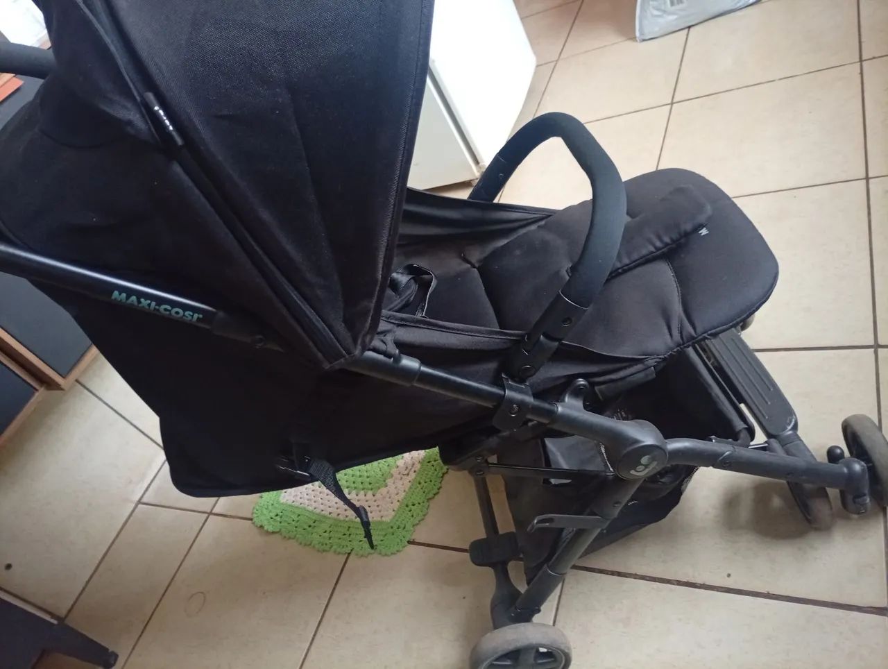 Vendo carrinho de bebê maxi consi  - Foto 3