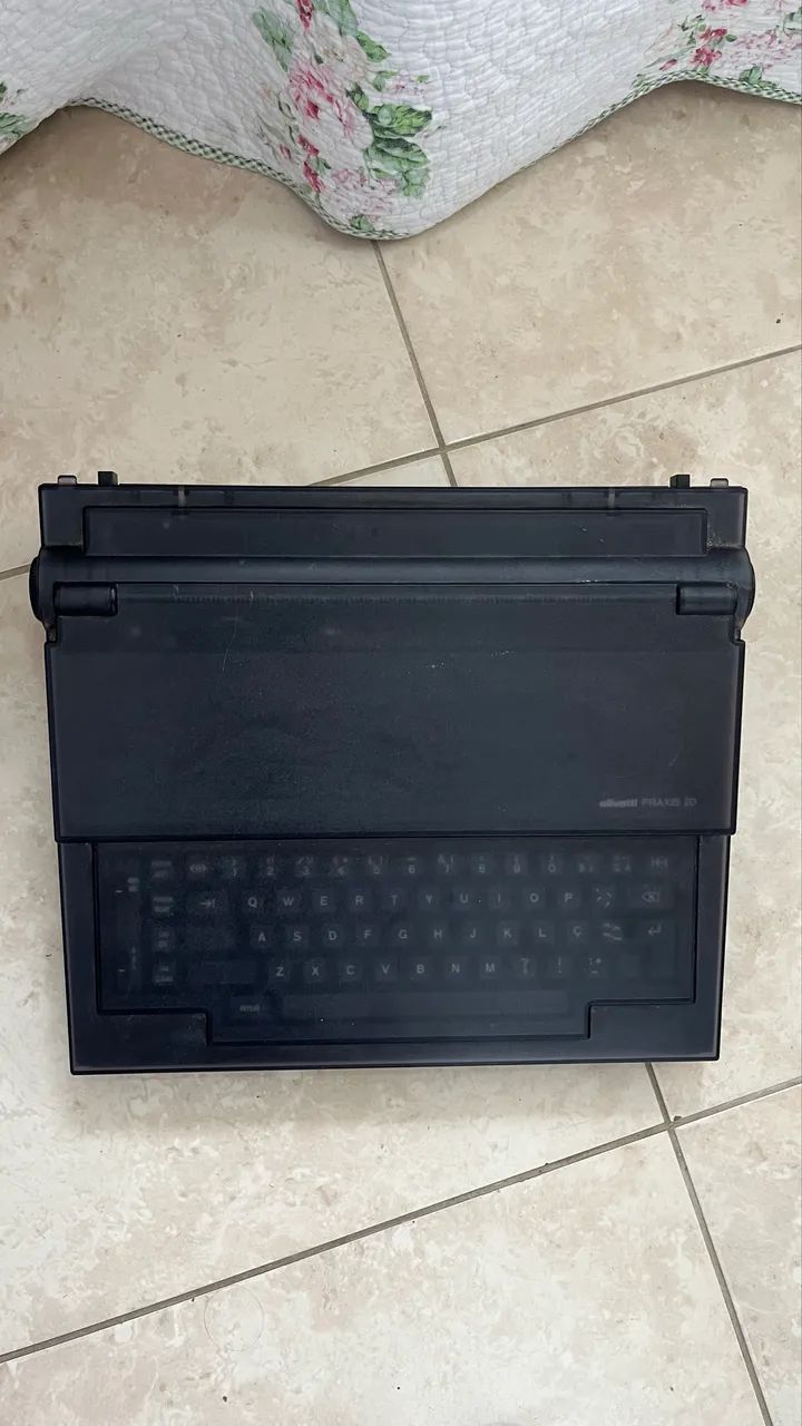 Máquina de escrever  - Foto 3