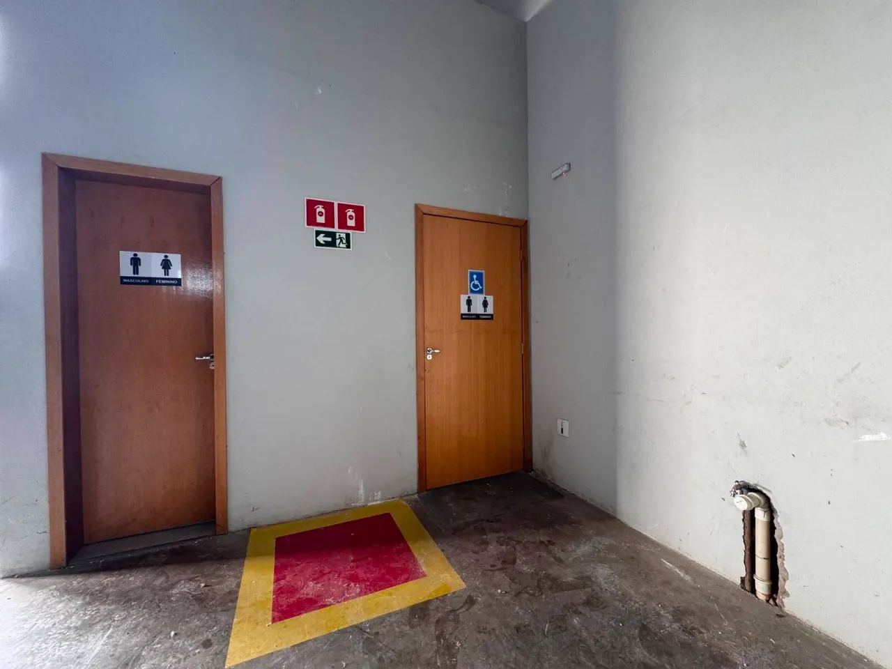 Salão Comercial com 342m² | Com 2 acessos (Jinroku Kubota e Olavo Bilac) | Maringá-PR - Foto 5