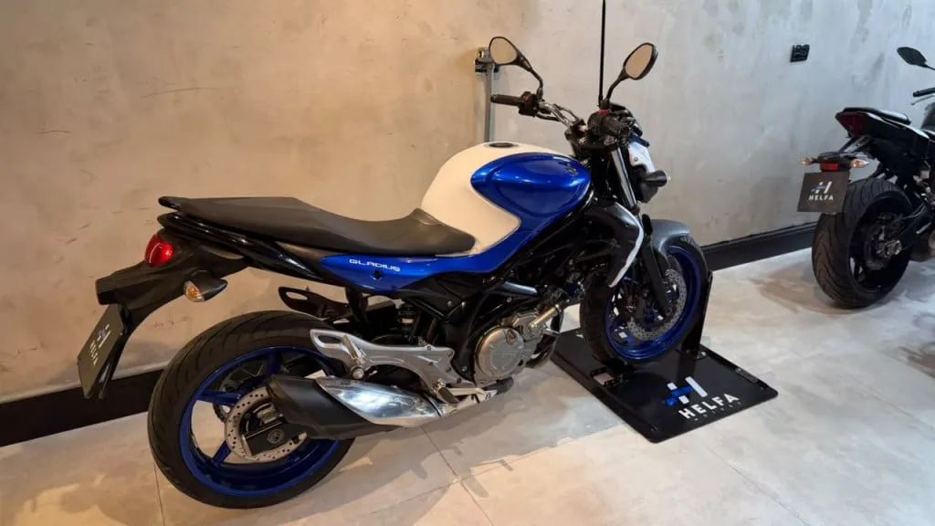 Suzuki Gladius - Foto 3