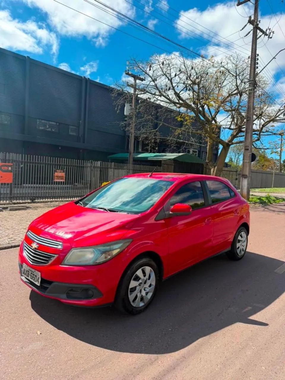 Chevrolet Onix ONIX HATCH LT 1.4 8V FlexPower 5p Mec. 2013