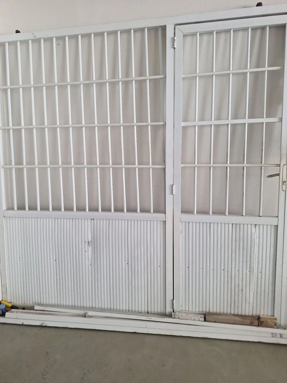 Portão de alumínio branco  - Foto 2