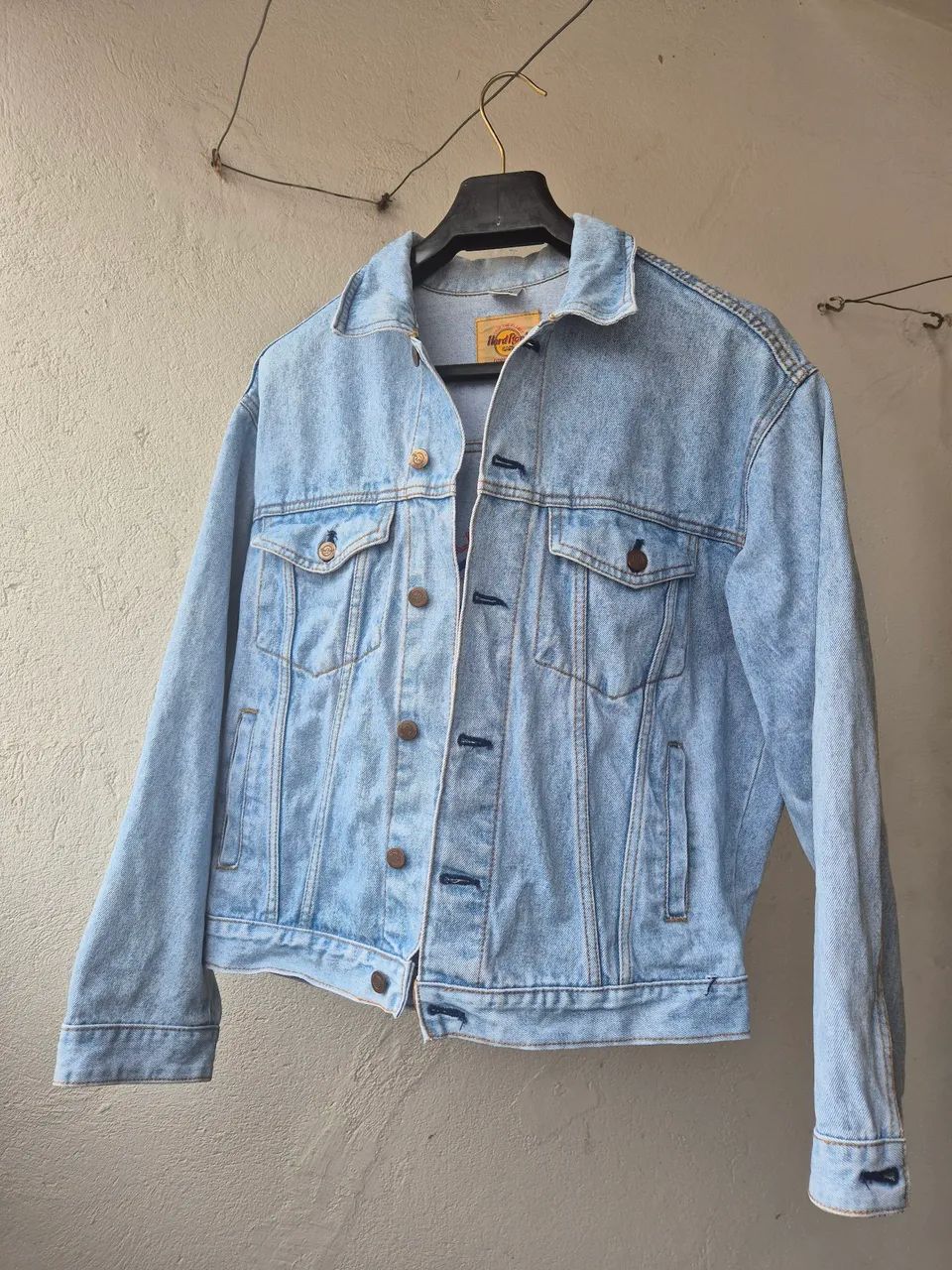 jaqueta jeans vitange hard rock - Foto 4