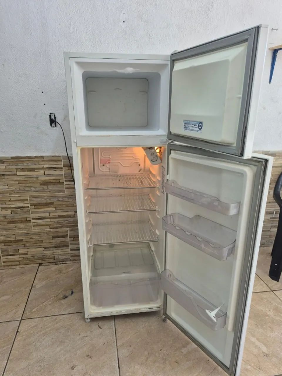 Geladeira Eletrolux - Foto 2