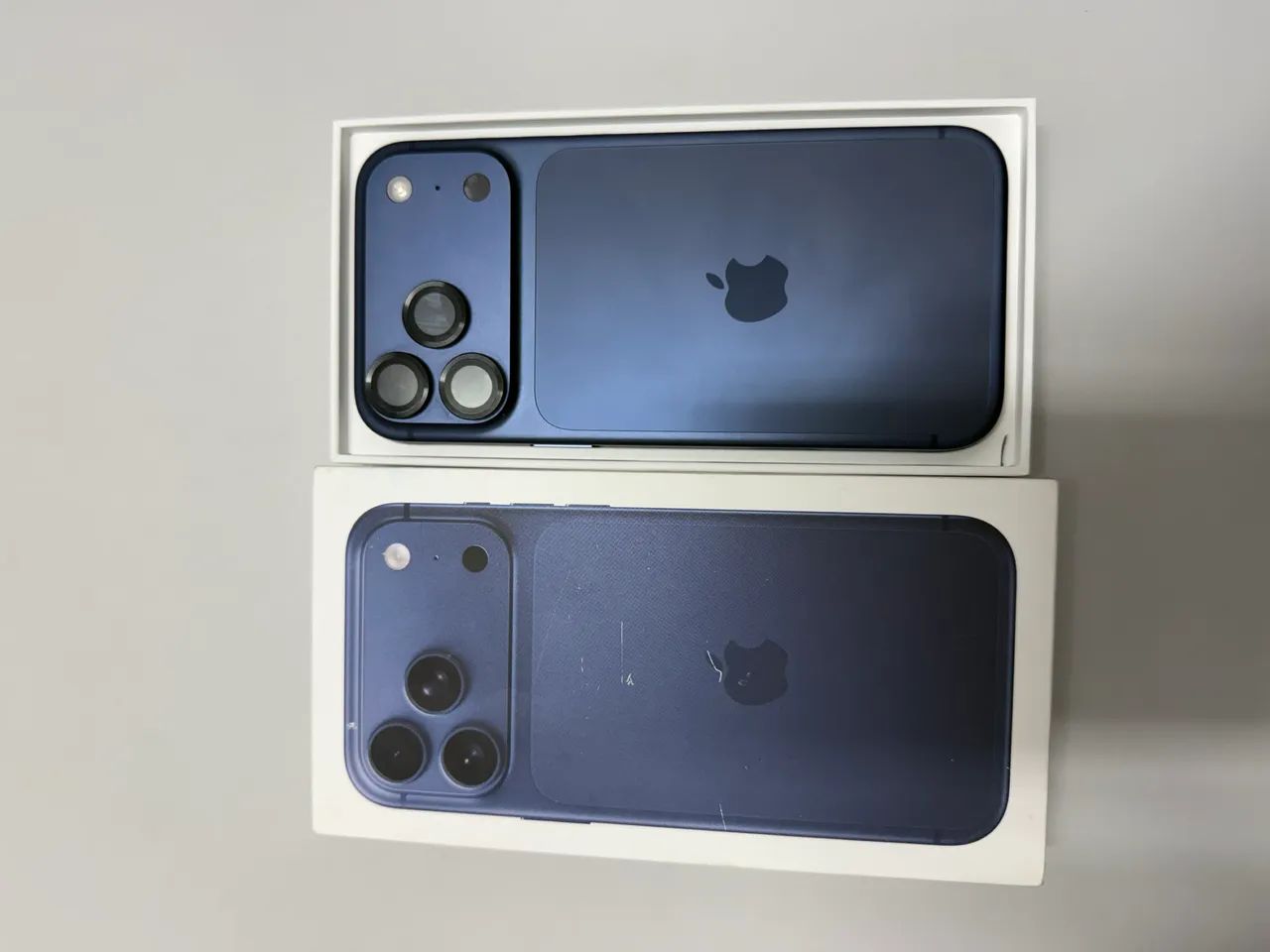 米国版 iPhone 17 Pro Max Deep Blue 256GB iPhone 17 pro Max Deep Blue 256gb - Celulares e Smartphones - Vila