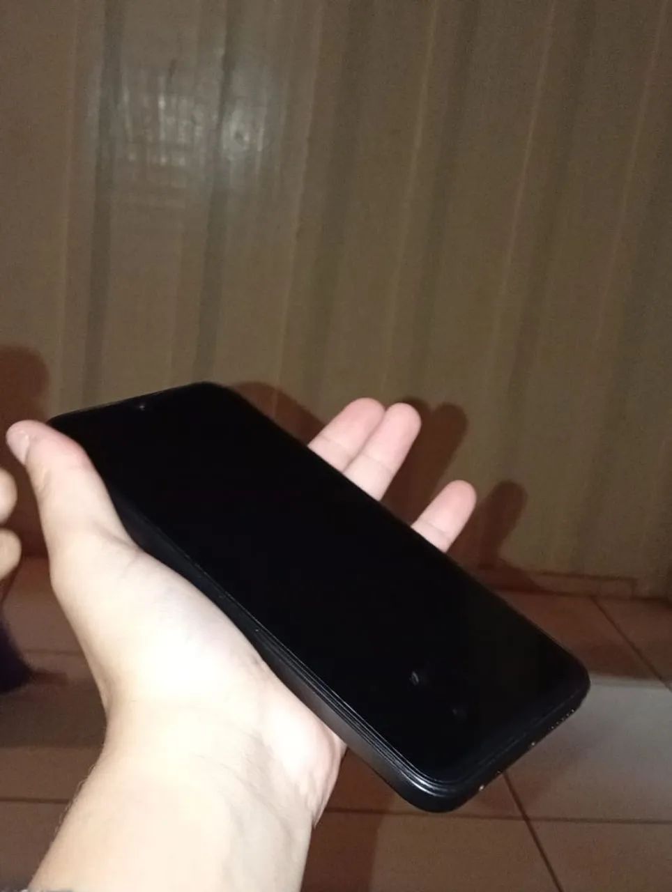 Vendo ou troco por um notebook celular semi novo redmi C15  - Foto 3