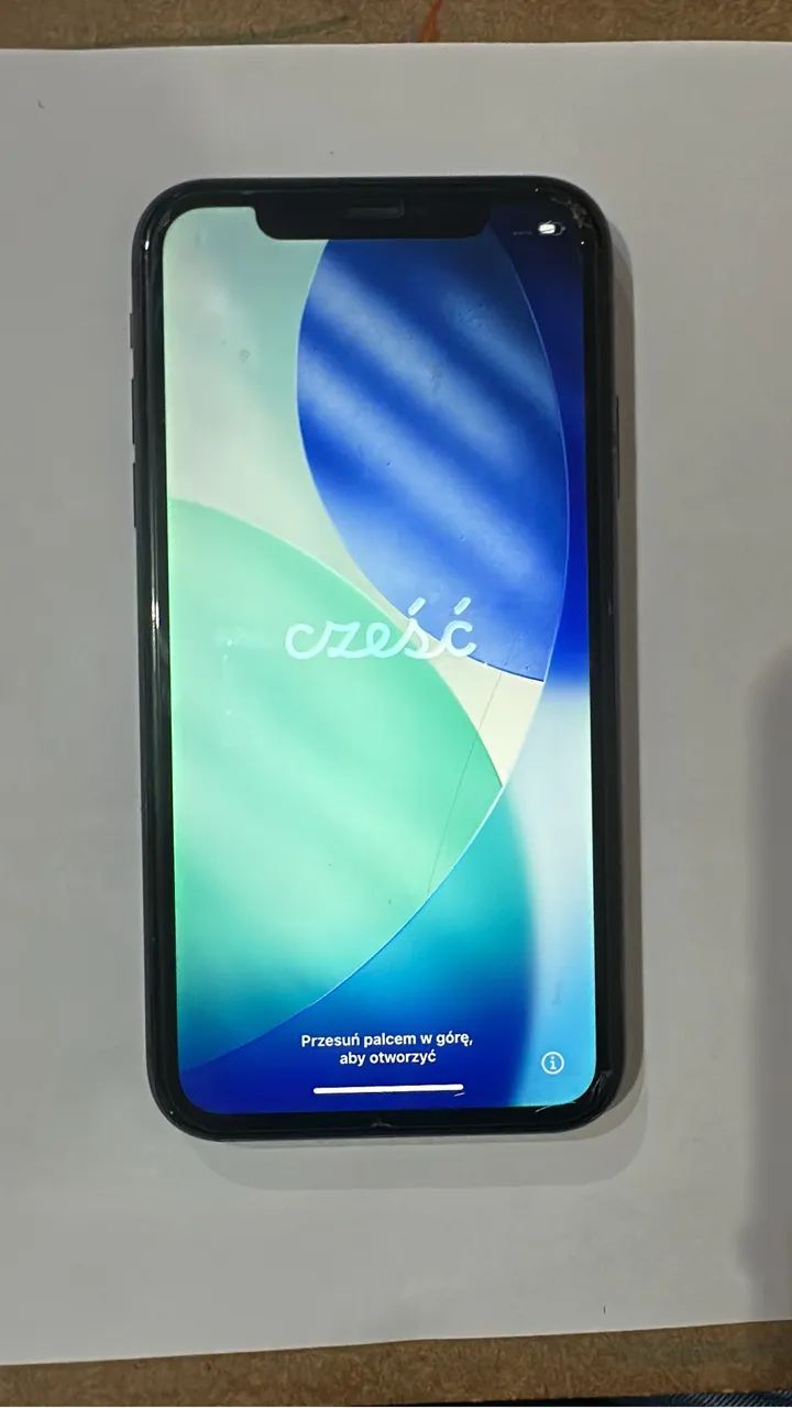 iPhone 11 64 GB Preto