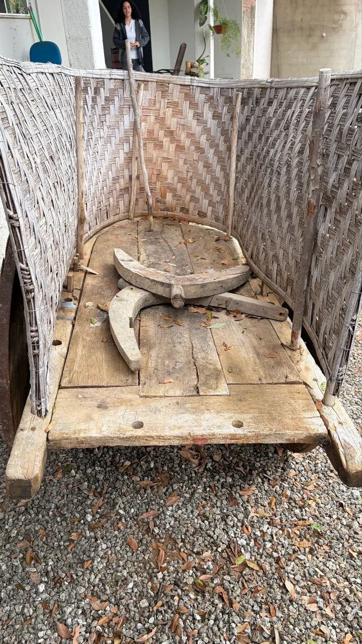Caçamba antiga de carro de boi  - Foto 4