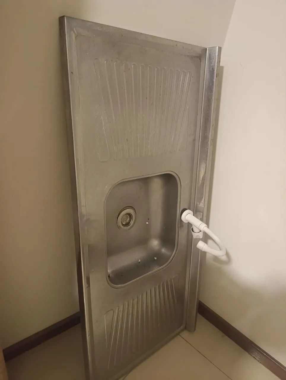Sink in stainless steel, 1.20 m