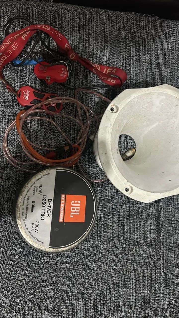 Vendo corneta D250 trio 