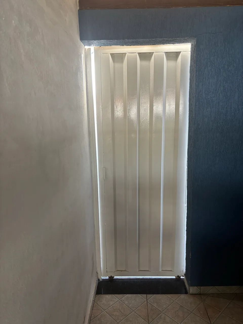 Sliding gate / door65592507247873124