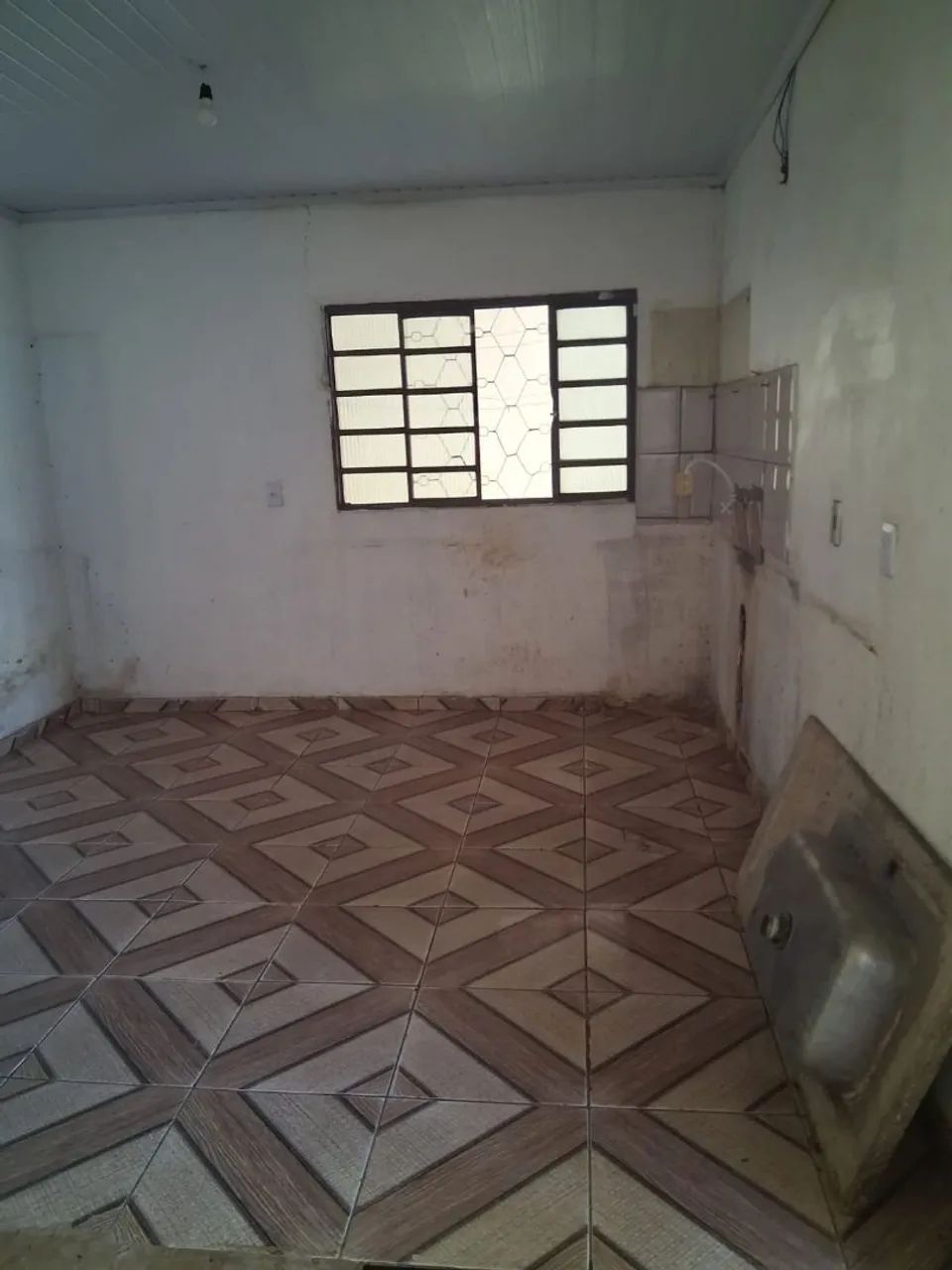 ? CASA À VENDA - ÁGUAS LINDAS DE GOIÁS/GO - Foto 4