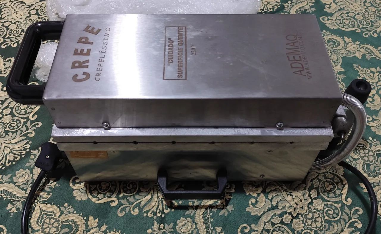 Máquina de Crepe no Palito Ademaq 