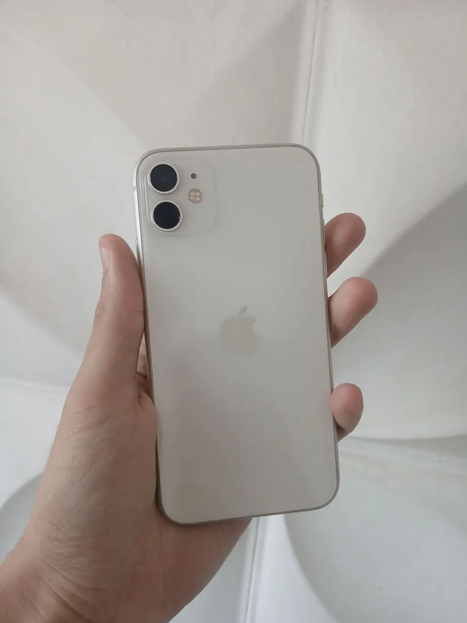 Iphone 11 PERFEITO ESTADO E NUNCA ABERTO(aceito troca) - Foto 4