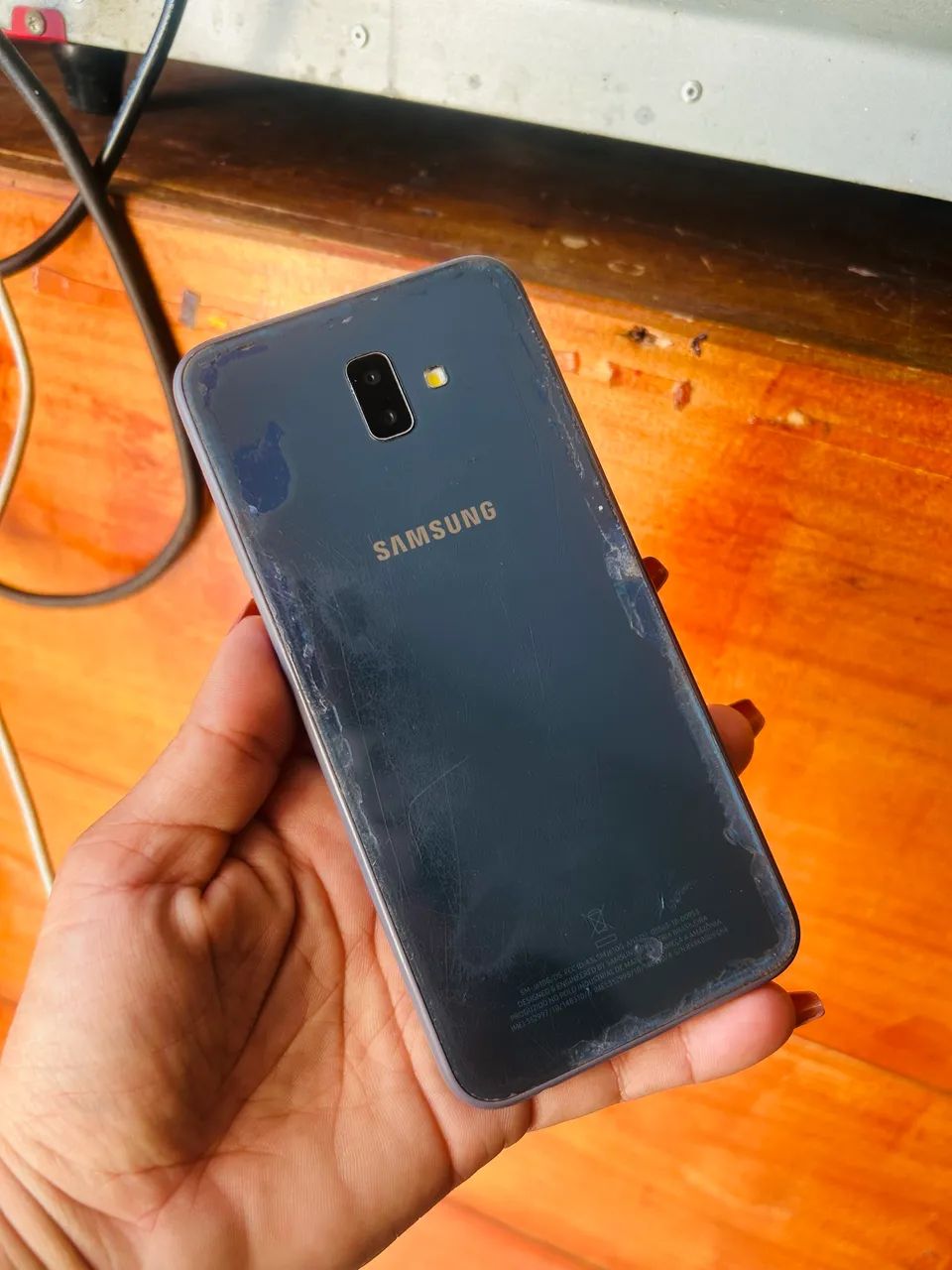 Celular j6+ 200,00 - Foto 5