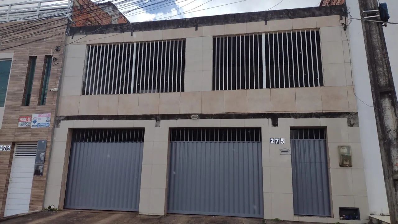 CASA A VENDA NO JABOTIANA 