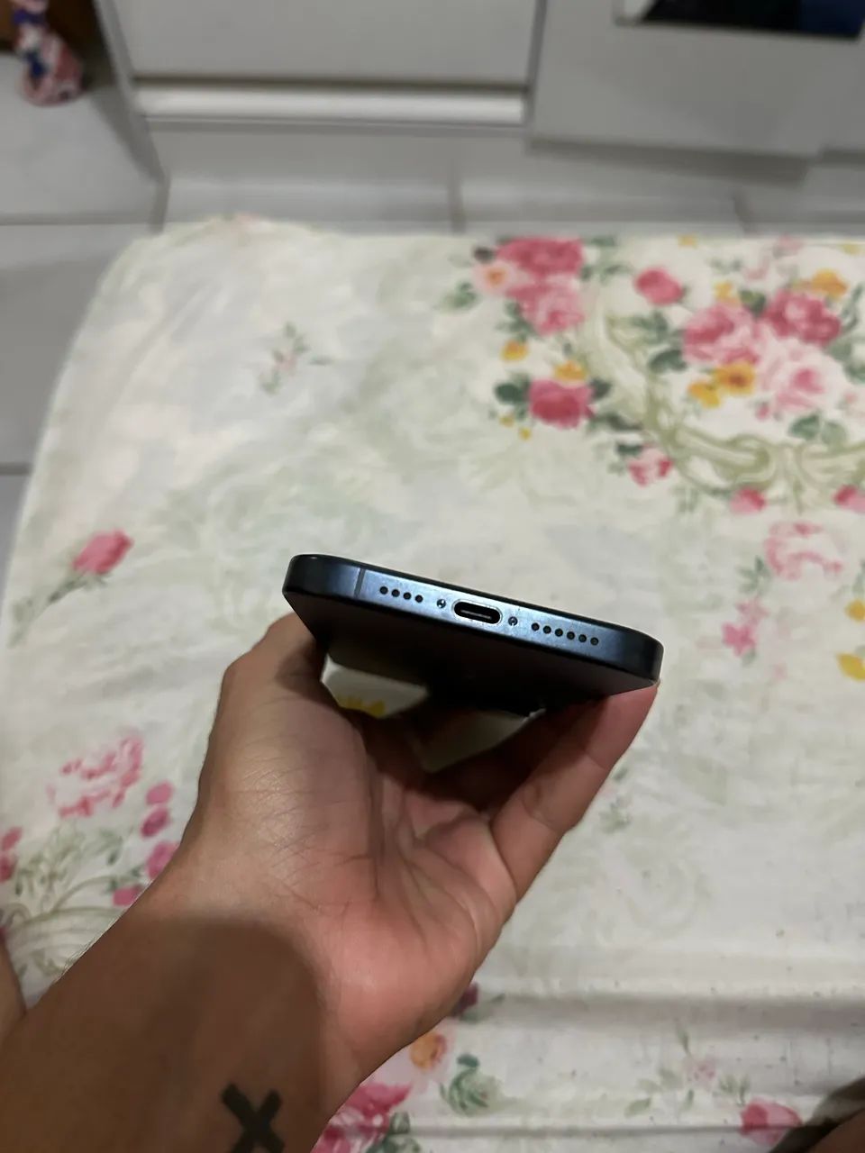 iPhone 15 Pro Max seminovo em perfeito estado - Foto 3